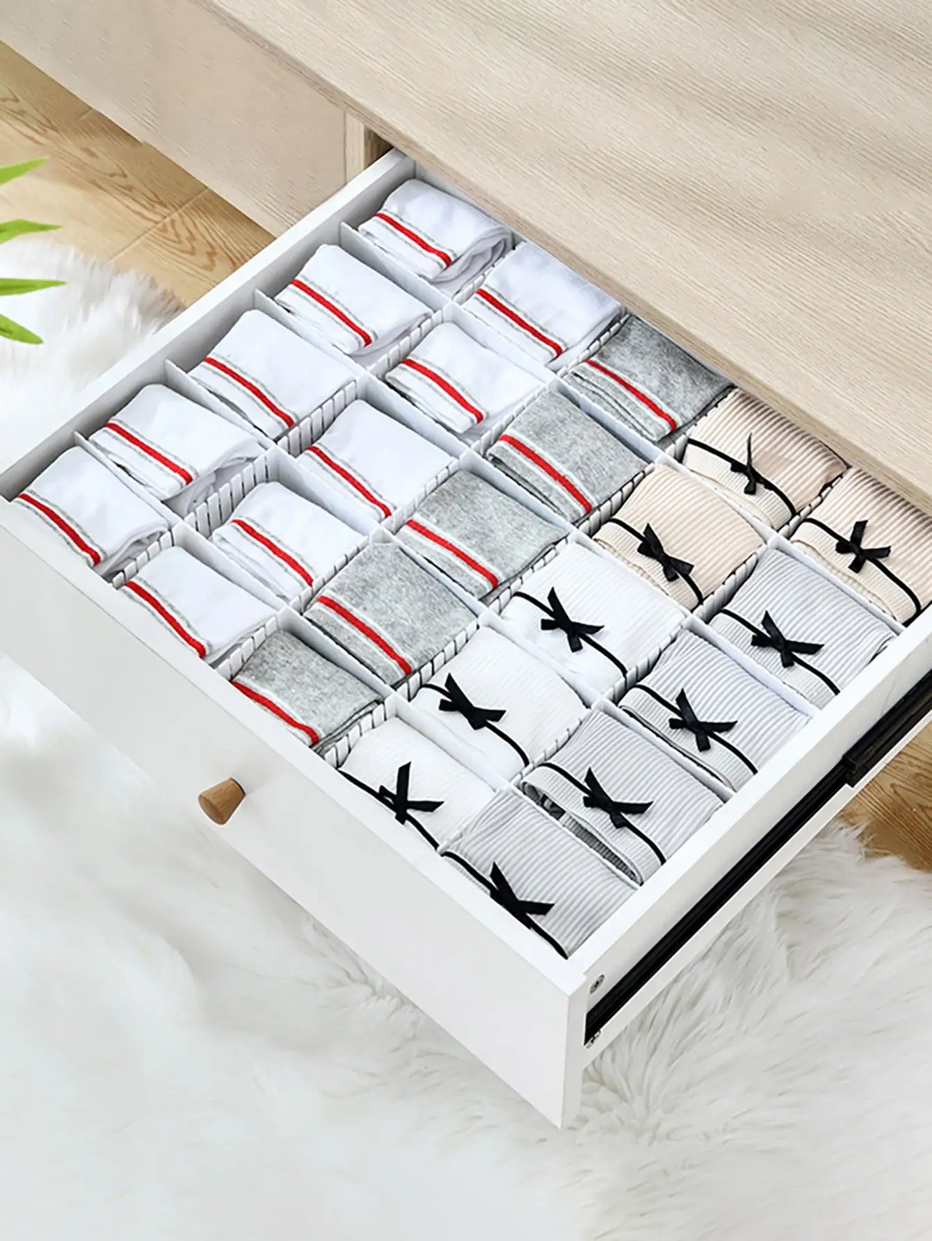 Adjustable DIY Drawer Dividers | Expandable Plastic Organization Separators